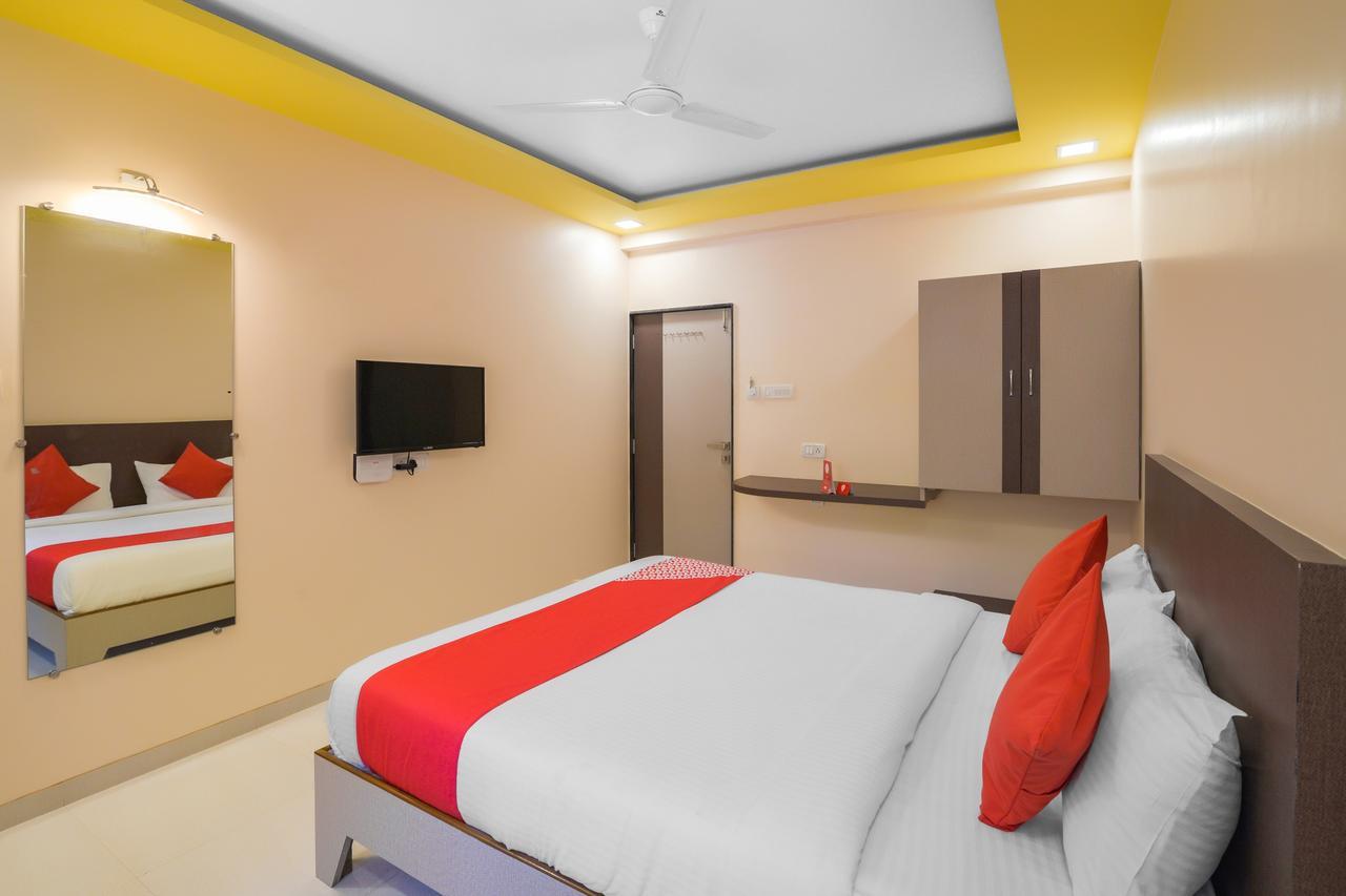Oyo 13150 Mangal Residency Hotel Lonavala Kültér fotó
