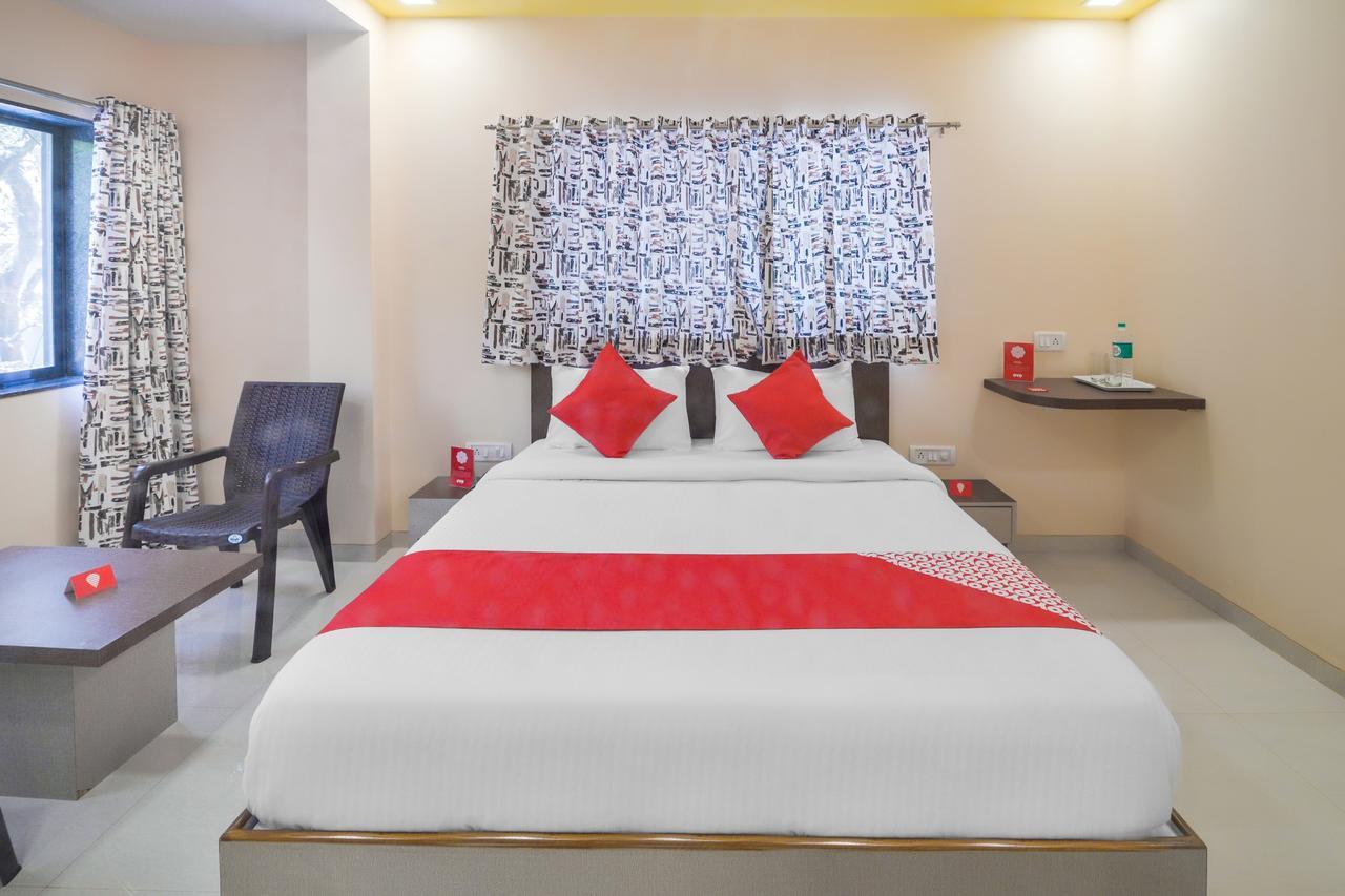 Oyo 13150 Mangal Residency Hotel Lonavala Kültér fotó